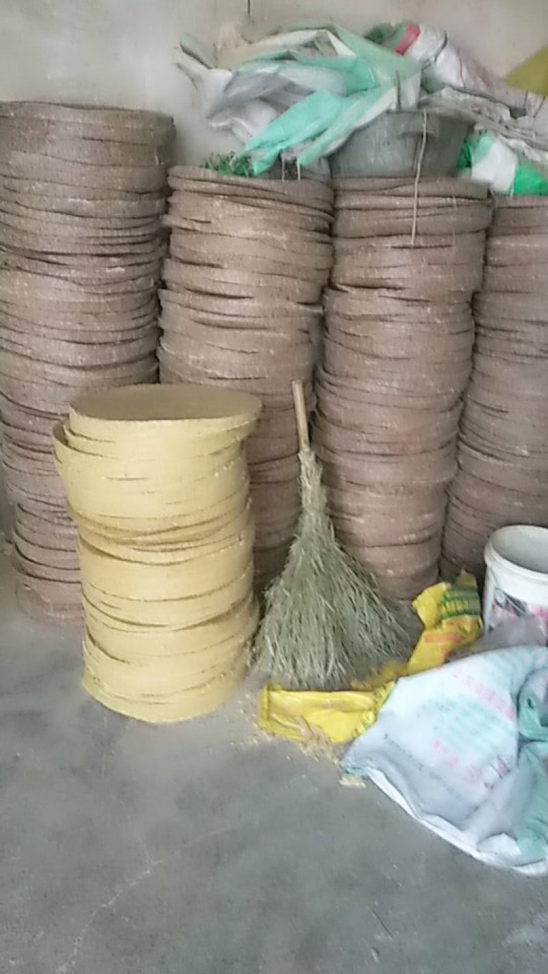 豆饼，花生饼