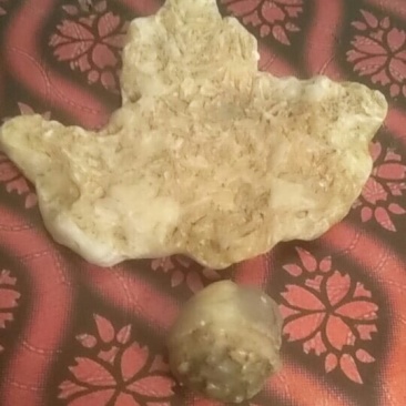 花架花盆书桌装饰石头