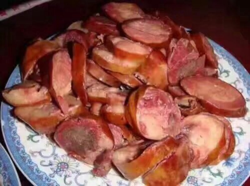 新疆伊犁熏马肉