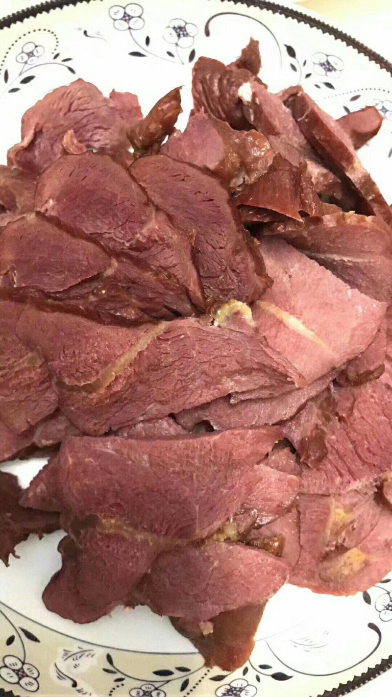 新疆伊犁熏马肉