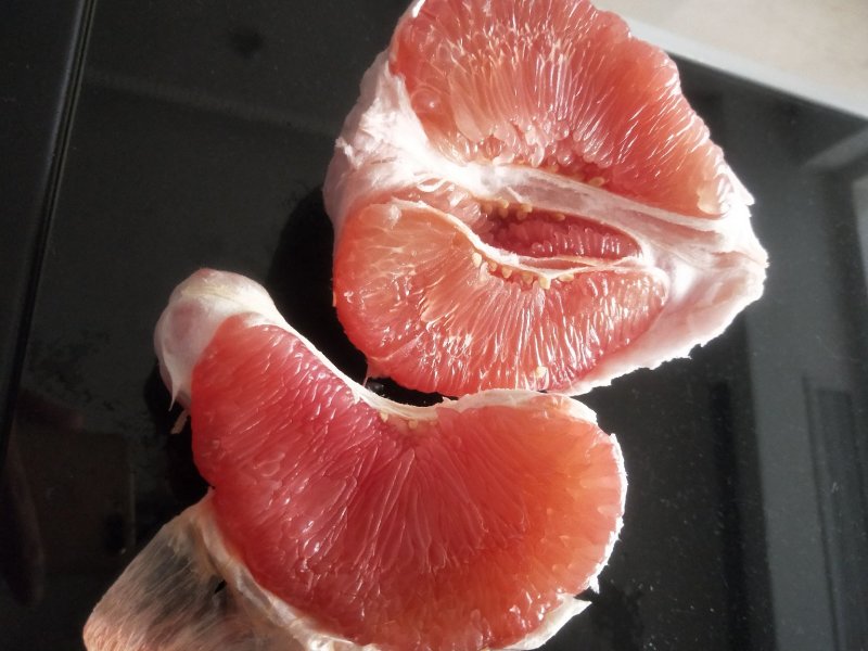 福建宁德霞浦正宗蜜柚，果型端正，皮薄肉厚，清甜多汁