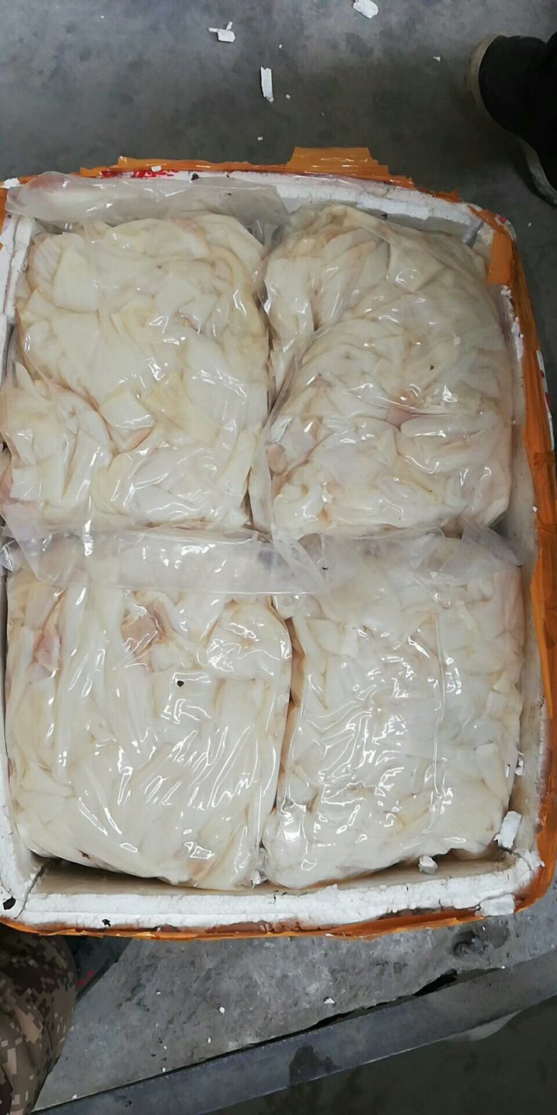 鸭食带，自助火锅店标配，价格便宜，有需要的联系