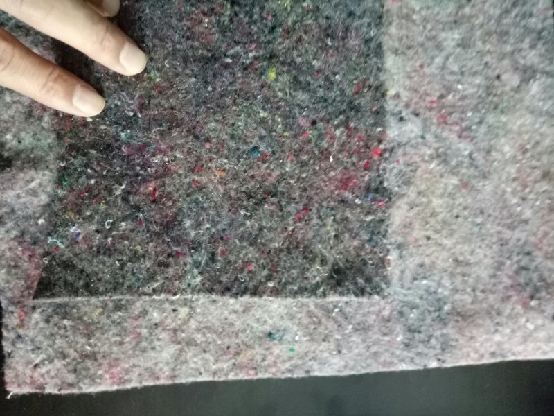 保温被，覆膜土工布，覆膜毛毡黑色土工布，大棚保温布。