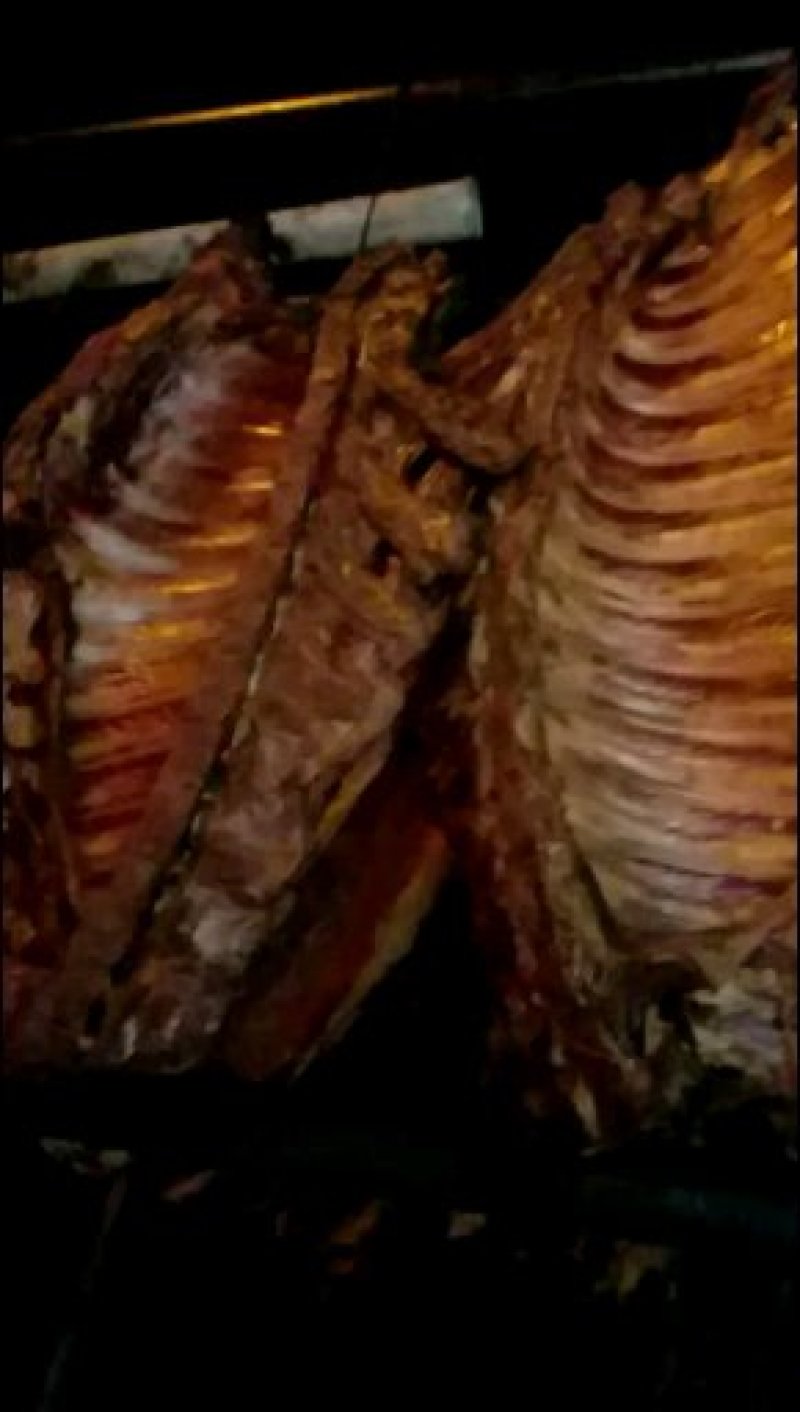 茶叶腊肉干竹笋。