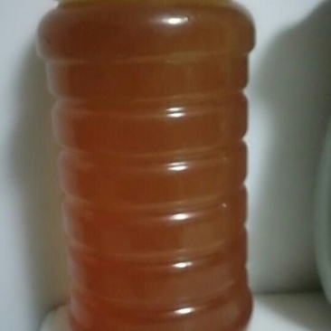 纯天然土蜂蜜，量大从优，决对纯真的自产自销