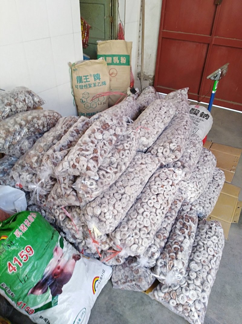 老山柿饼，纯天然，纯手工，好吃无污染
