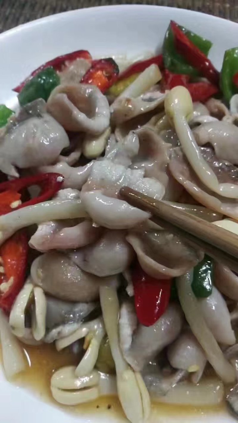 牛蛙肚，脆口牛蛙肚，特色菜