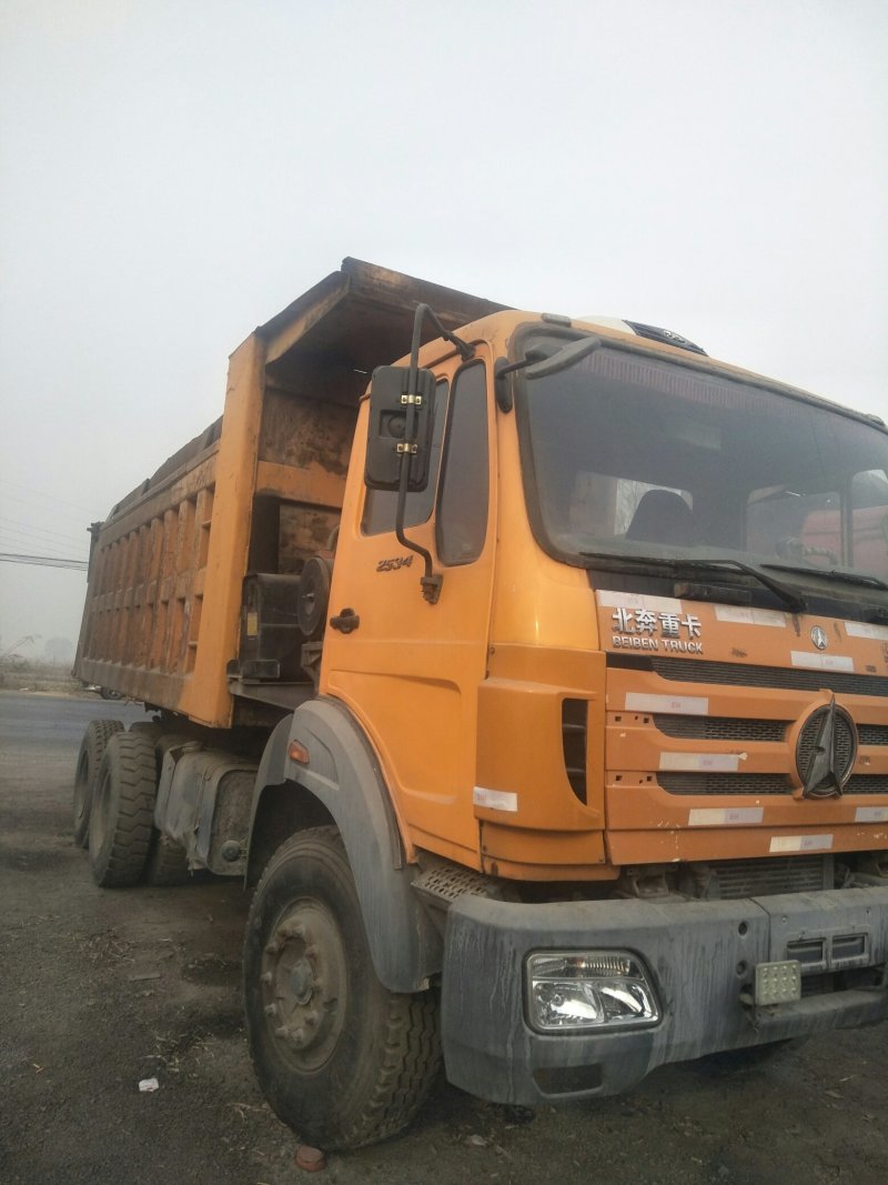 急售后八轮工程自卸车