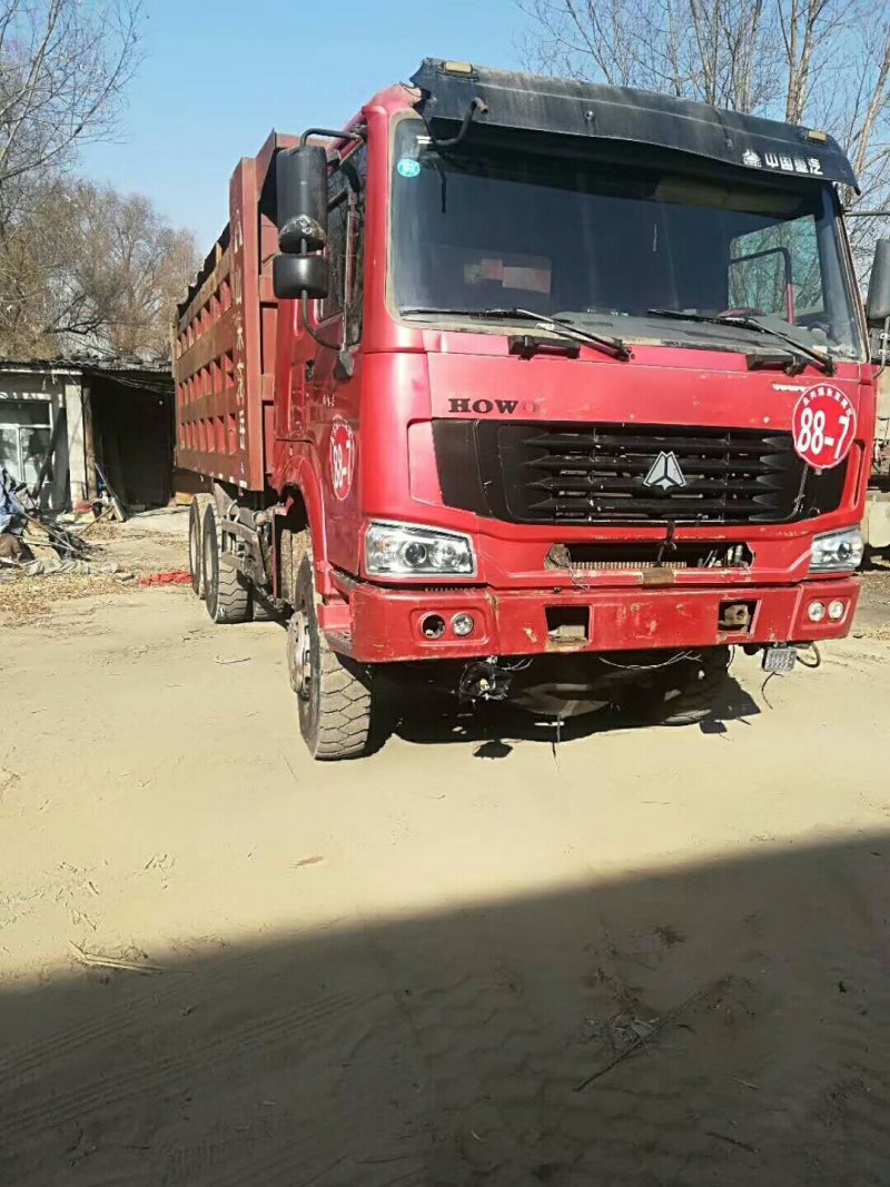 急售后八轮工程自卸车