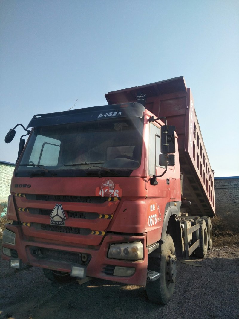 急售后八轮工程自卸车