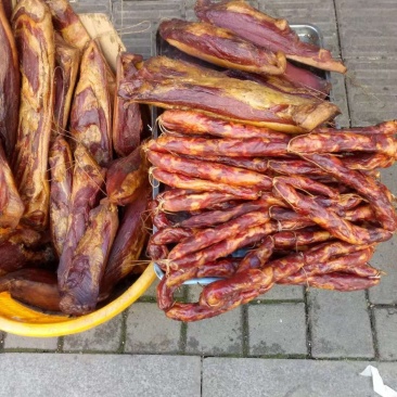城口老腊肉，香肠