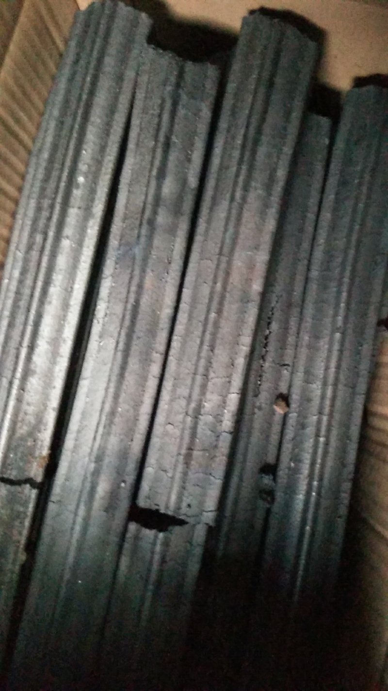 大量供应机制木炭