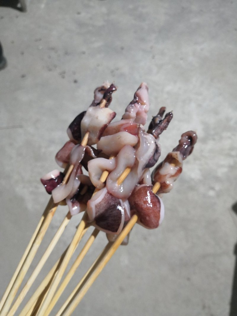 鱿鱼串，鱿鱼小串，海鲜小串供应