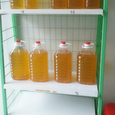自产自榨花生油，花生麸，假一赔十诚信经营