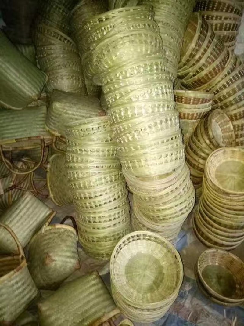 农用百货竹子两年以上，新鲜藤条绑扎，全手工编织，用经久耐