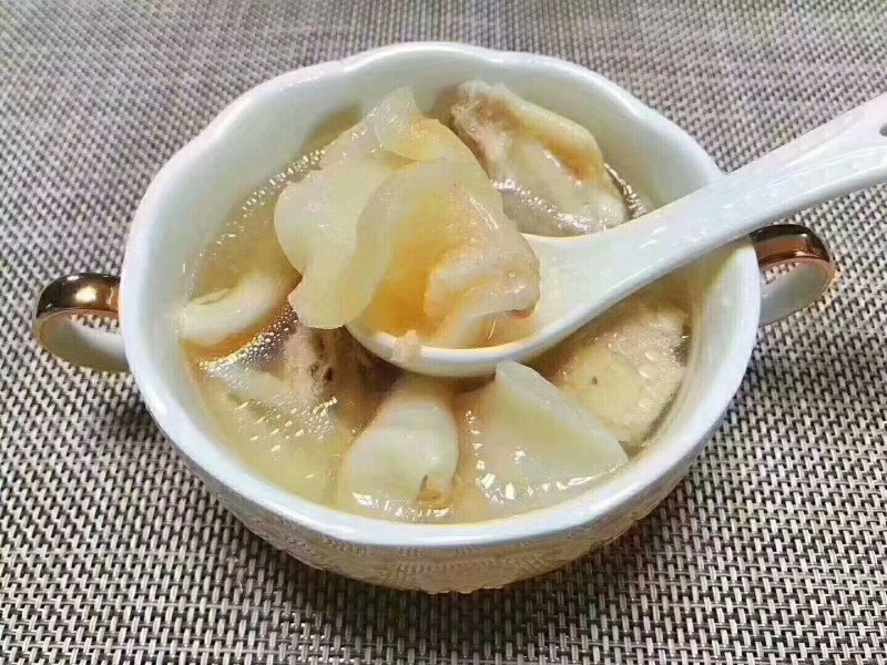 鸡泡胶