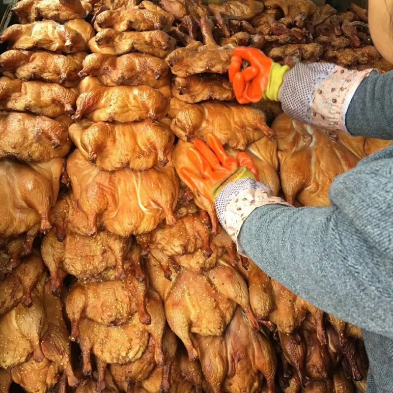 板鸭烤鸭卤鸭鸭肉。展会地摊超市卤菜店