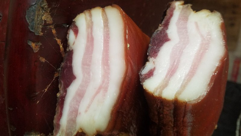 原始腊肉