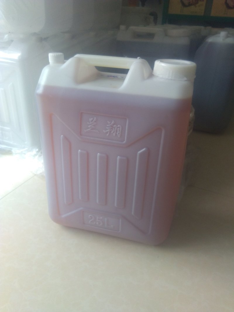 常年出售，纯正小榨压榨花生油