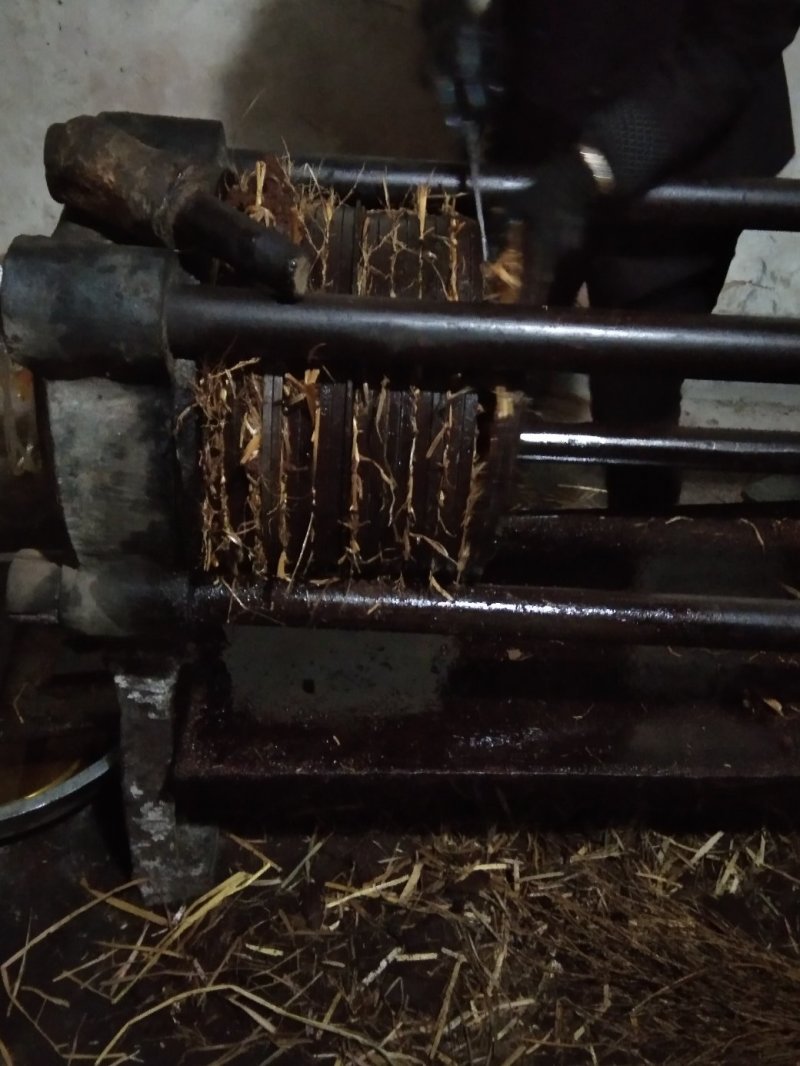 大量出茶枯饼3500一吨