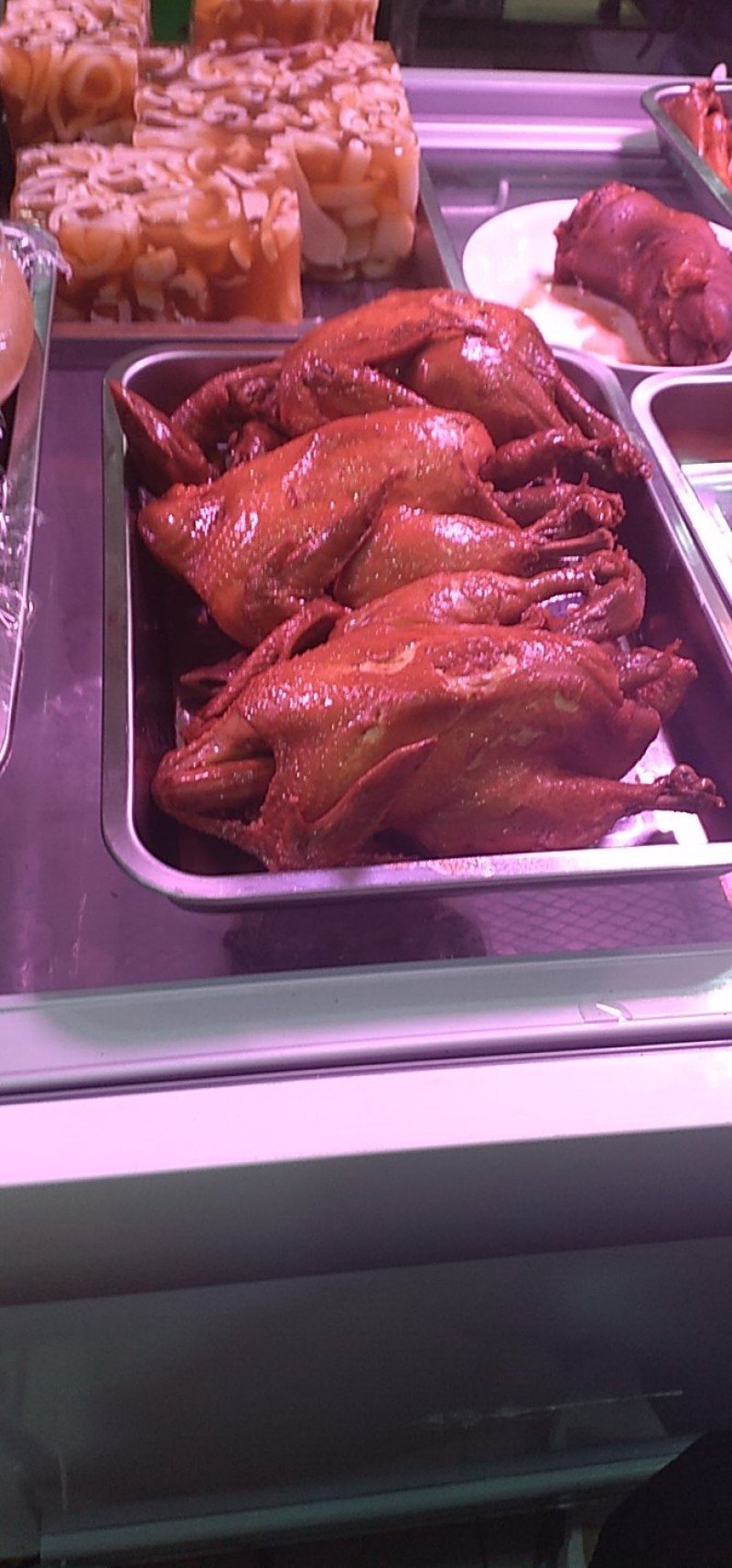 鸭脖，鸭锁骨，鸭肠，鸭头道口烧鸡