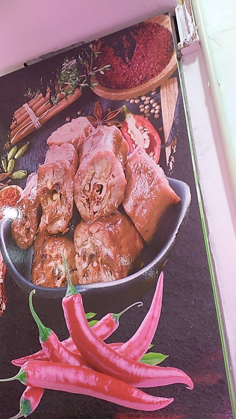鸭脖，鸭锁骨，鸭肠，鸭头道口烧鸡