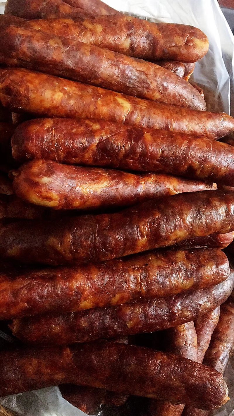 湘西香肠腊肉熏制
