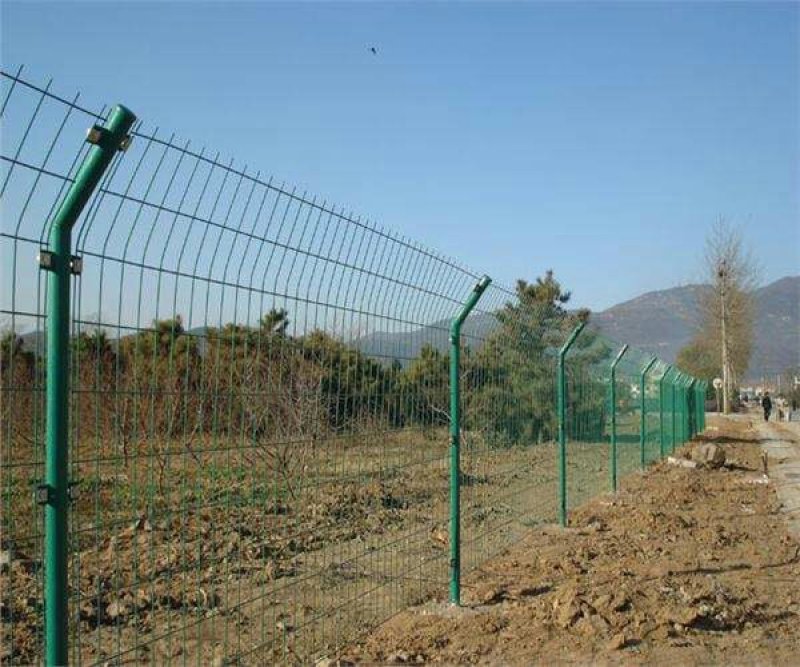 现货果园围栏网养殖围栏网圈地防护网圈山护栏网