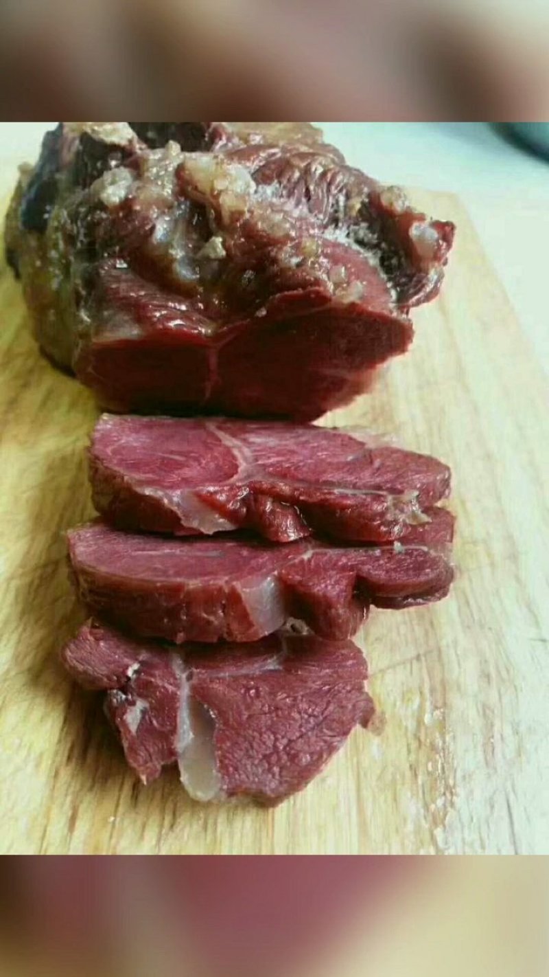 伊利特色熏马肉熏马肠