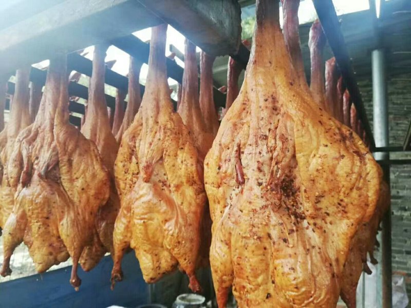 烟熏板鸭