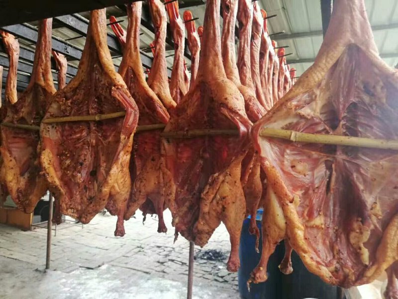 烟熏板鸭