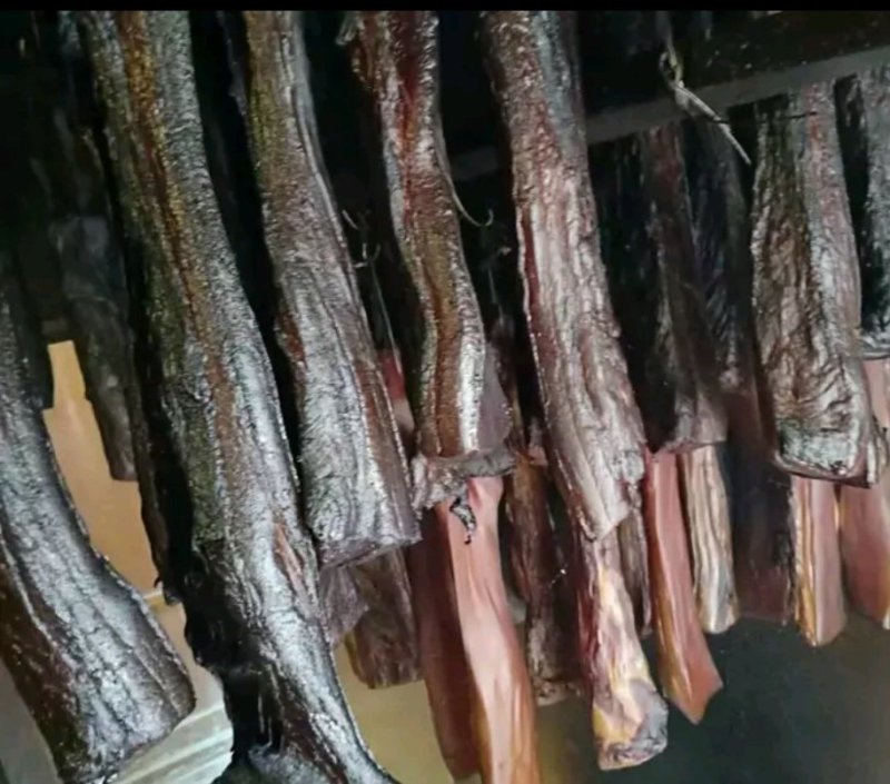 农村自家烟熏的土猪腊肉