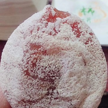 正宗富平柿饼，富平柿子称世界优生区，所以富平柿也很驰名。