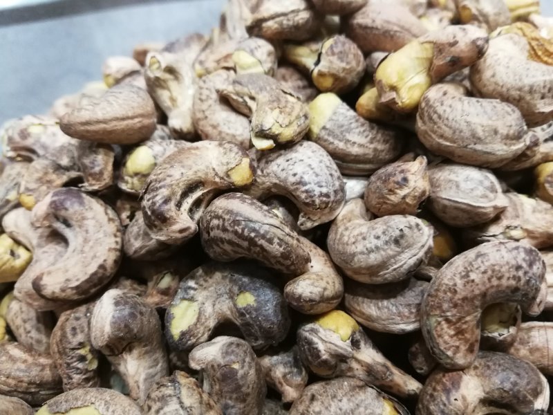 越南紫衣炭烧腰果