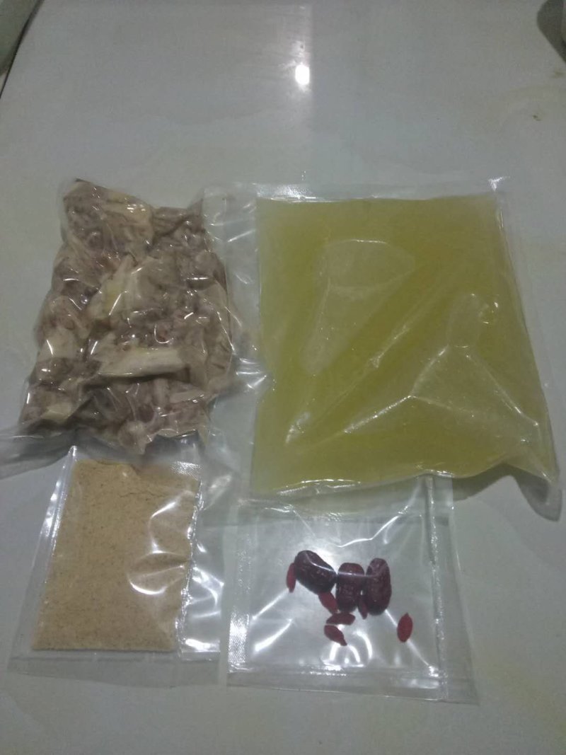 老鸭煲