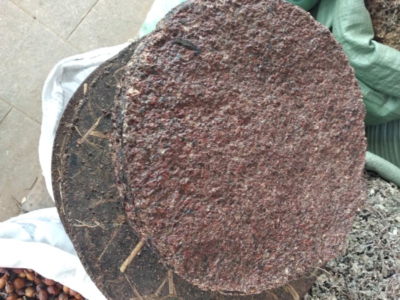 茶粕茶枯压缩茶仔渣饼广西茶油籽渣饼、茶枯饼