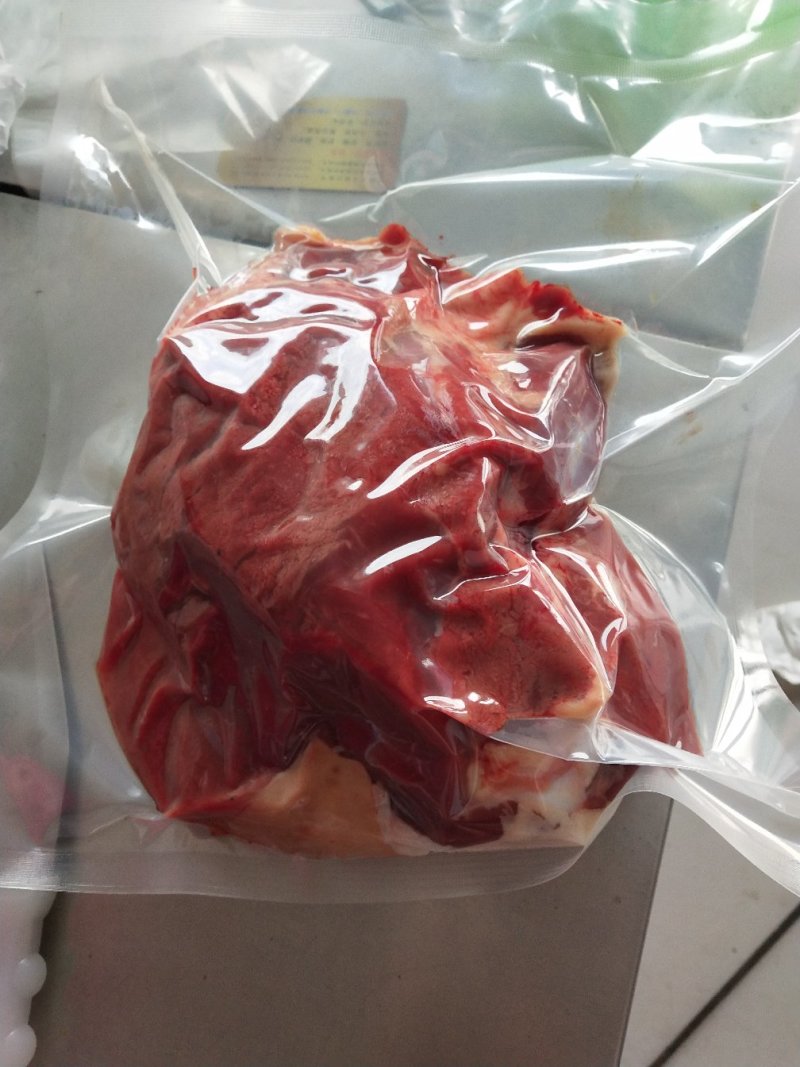带皮驴肉