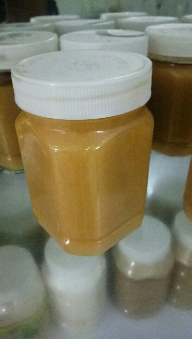 土蜂蜜大山深处蜂农自产口味纯正易结晶支持批发零售。
