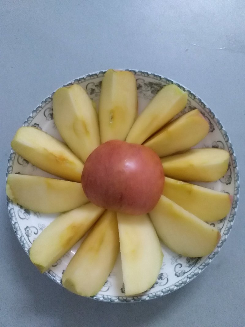 大沙河富士苹果🍎，口感脆甜皮薄肉细不打腊，不打崔熟剂。