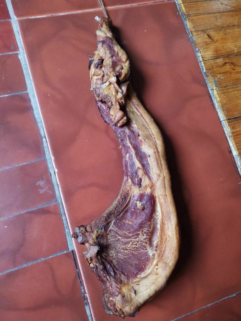 万羊山腊肉