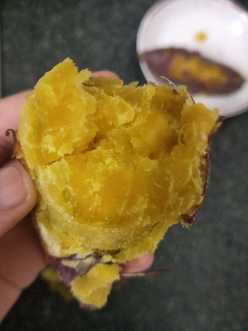 广薯87红皮黄心，鸡蛋黄，常年供应商品薯