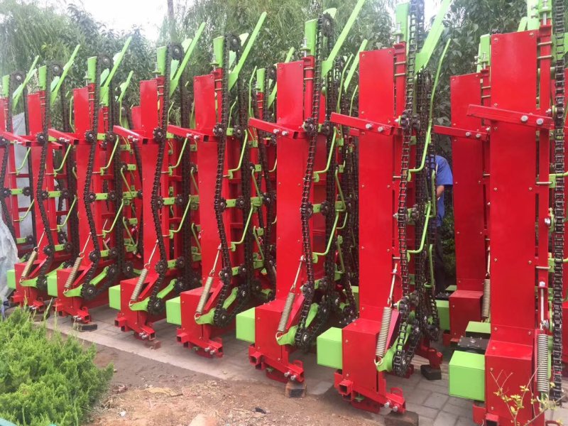 花生播种机花生收获机2018新款山东潍坊昌乐