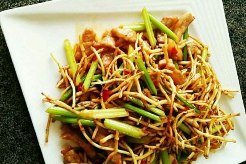 鲜嫩折耳根鱼腥草