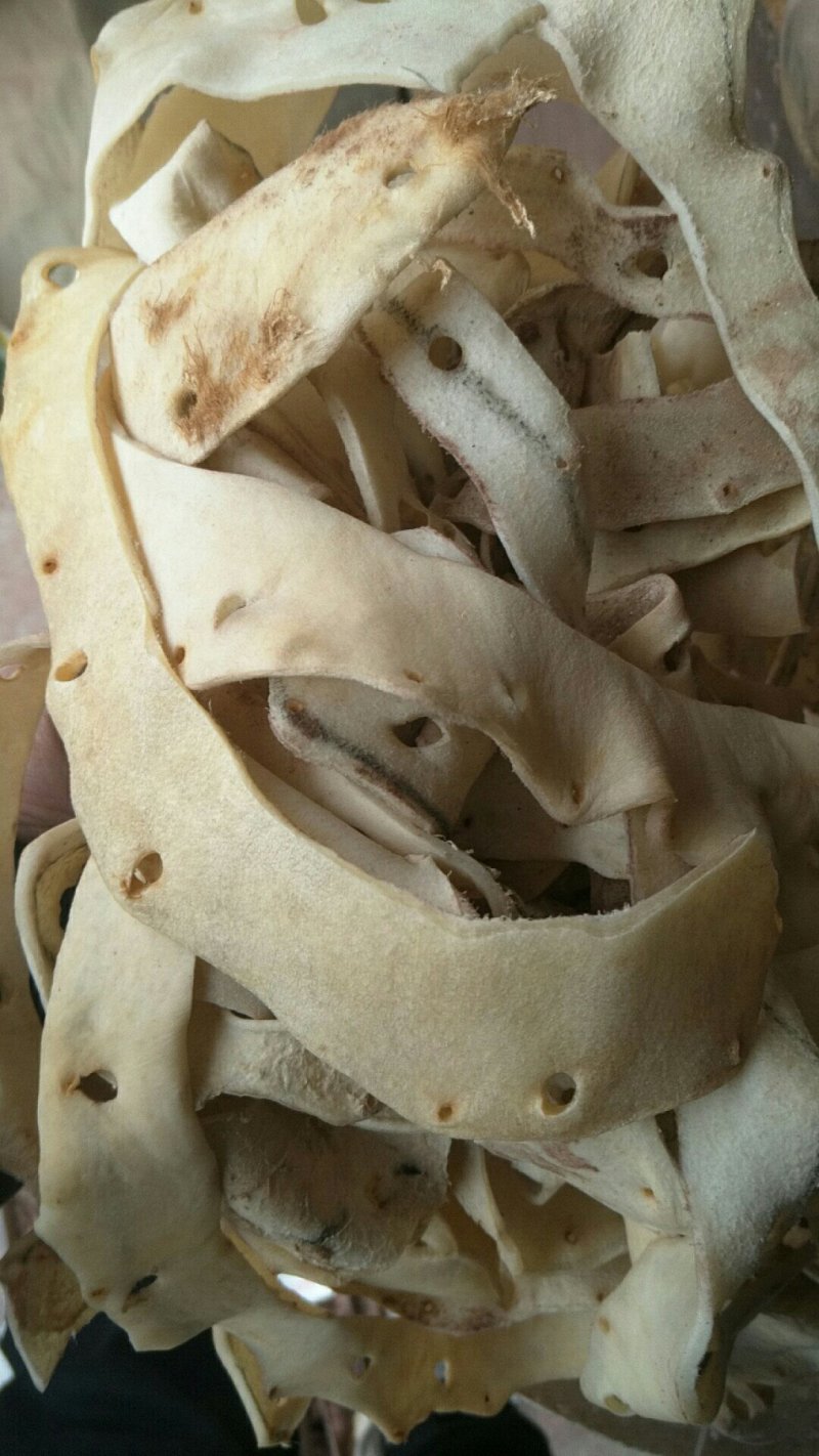 大量出售牛皮下角料