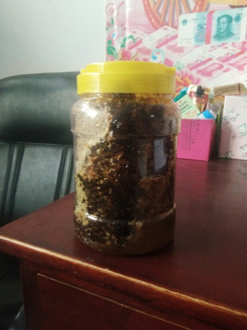 【瓶装老巢蜜】蜂场直销塑料瓶装嚼着吃的百花老巢蜜