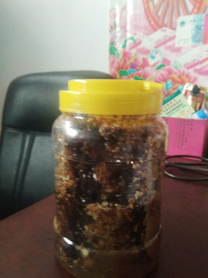 【瓶装老巢蜜】蜂场直销塑料瓶装嚼着吃的百花老巢蜜