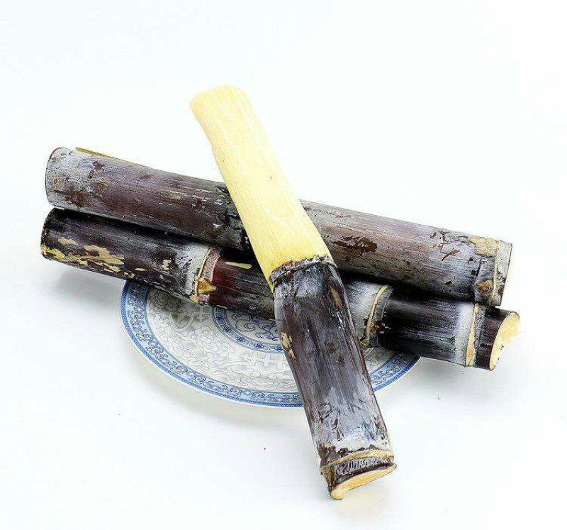 现砍黑皮甘蔗9斤装3根整装，36元一箱