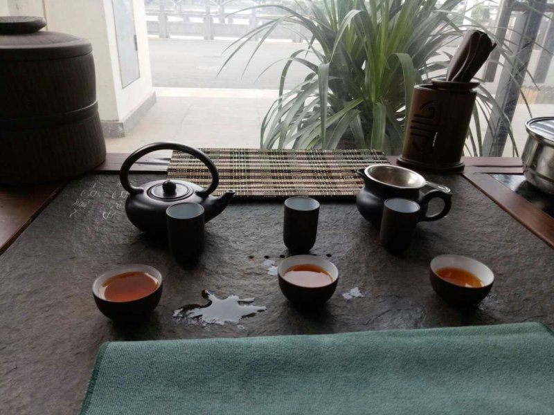 黄山祁门红茶65元/罐/250克