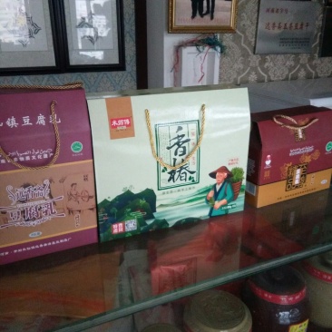 豆腐干豆腐丝礼盒装