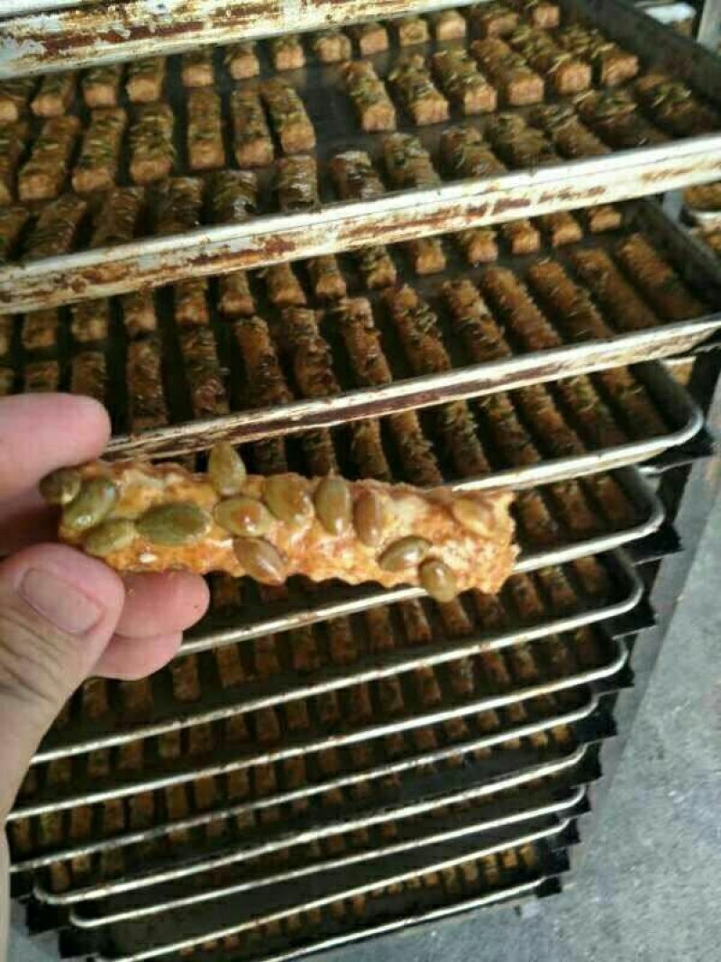山药南瓜饼厂家山药南瓜酥批发地摊热卖休闲零食散卖批发
